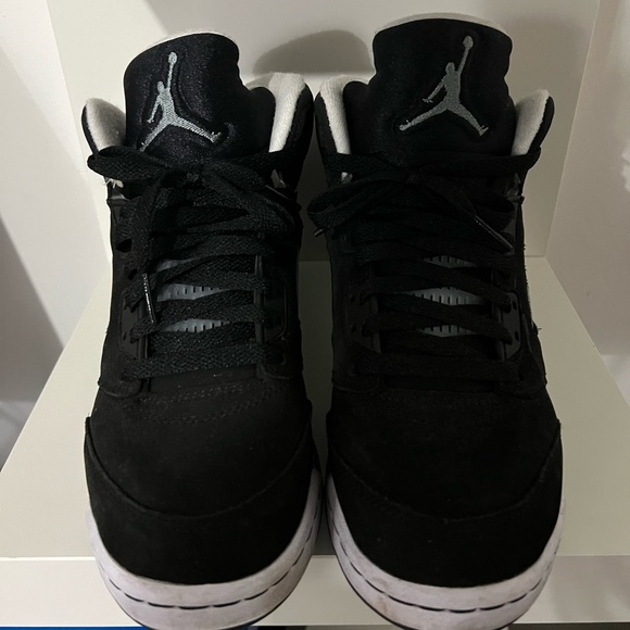 Jordan Retro 5 (Oreos) - Picture 10 of 10